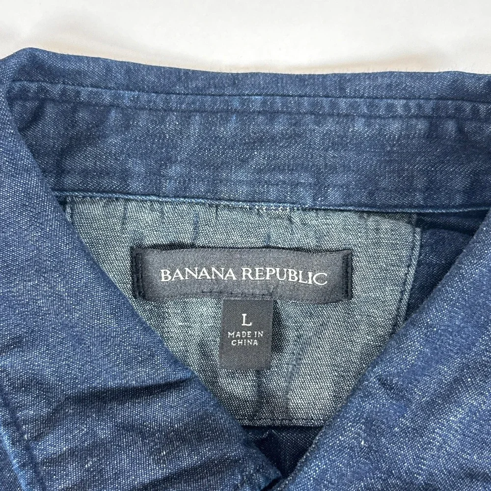 Banana Republic Denim Button Down Mens Large Blue Cotton Linen Blend Workwear